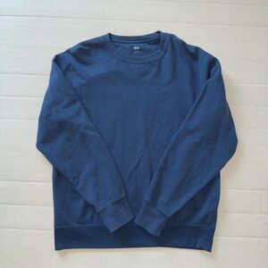 Uniqlo Blue Crewneck Sweater Classic Pullover